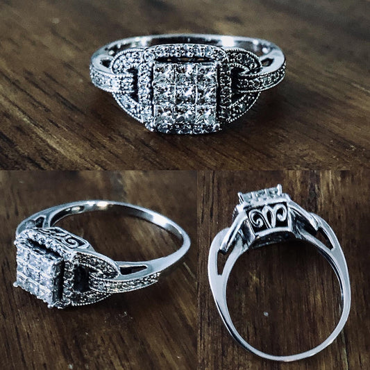 0.96 ctw. 14k White Gold Diamond Engagement Ring