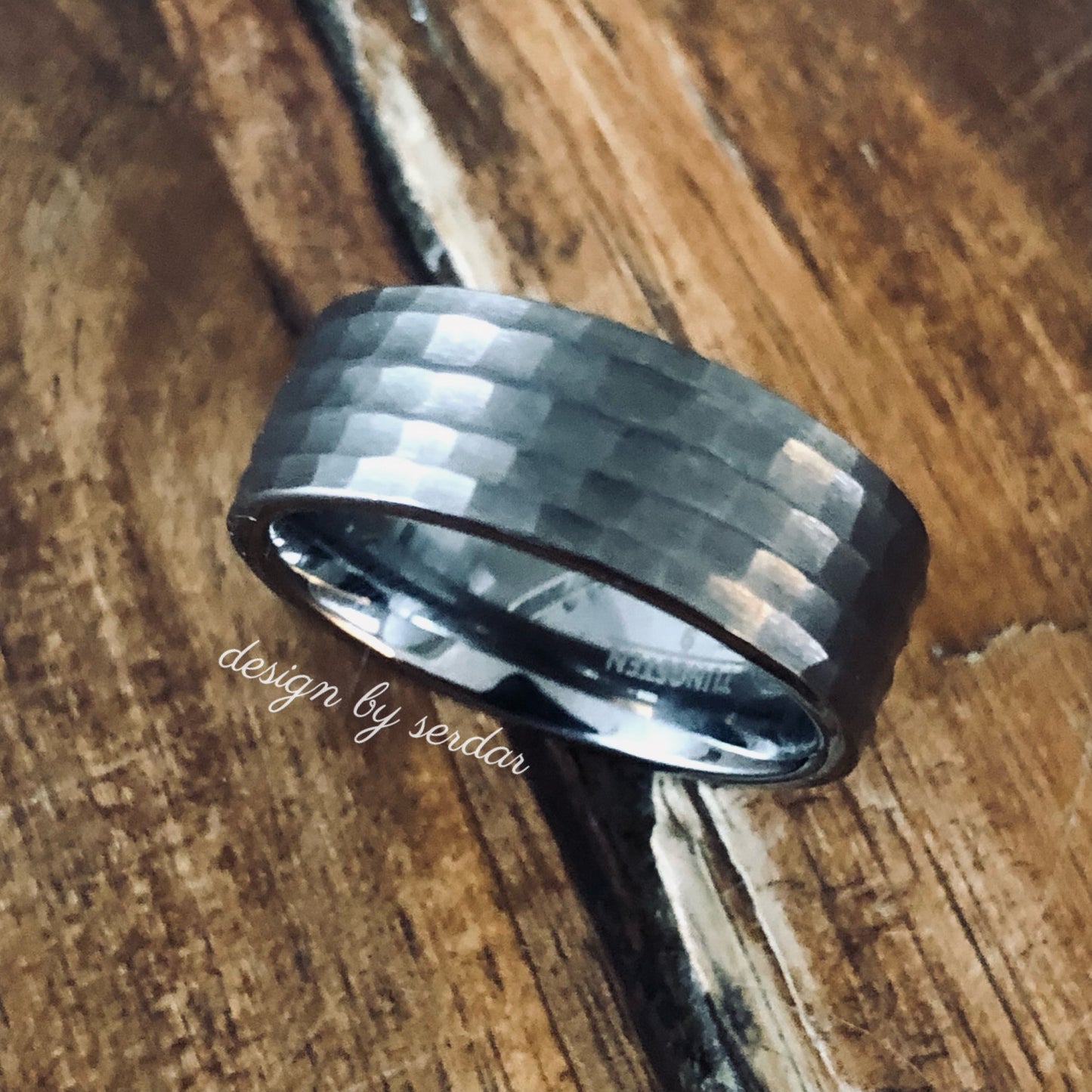 Men’s Tungsten Wedding Band Hammered Design 8 mm, sz 9